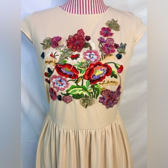 Embroidered Floral Dress Whimsical Lace Cream Fairy Cottagecore Romantic Sz 8 - Picture 2 of 14
